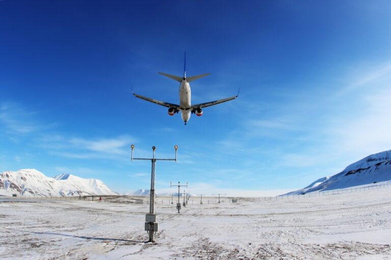 Norsk forskning på og for Svalbard Forskningen på Svalbard er nær knyttet til internasjonal polarforskning. Longyearbyen. Foto Artyom Anikeev1